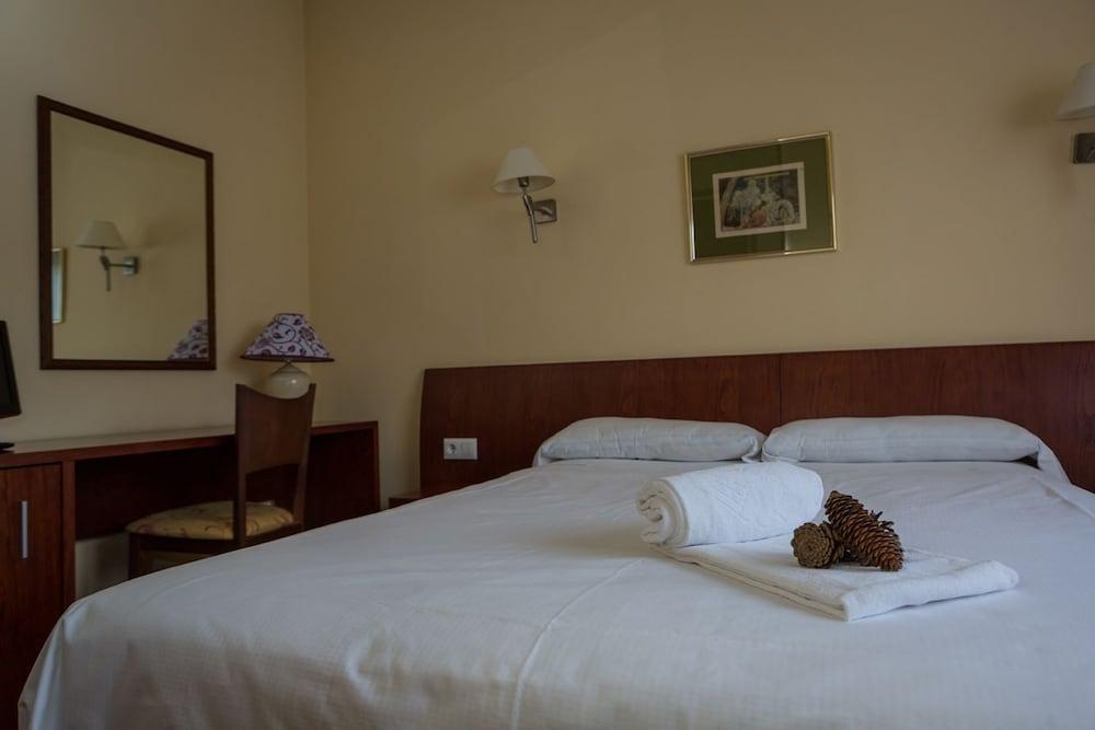 Hotel La Pardina ซาบิญานิโก ภายนอก รูปภาพ