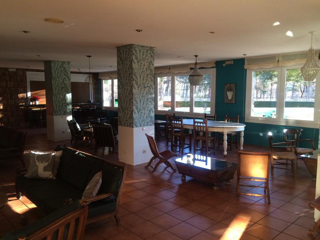 Hotel La Pardina ซาบิญานิโก ภายนอก รูปภาพ