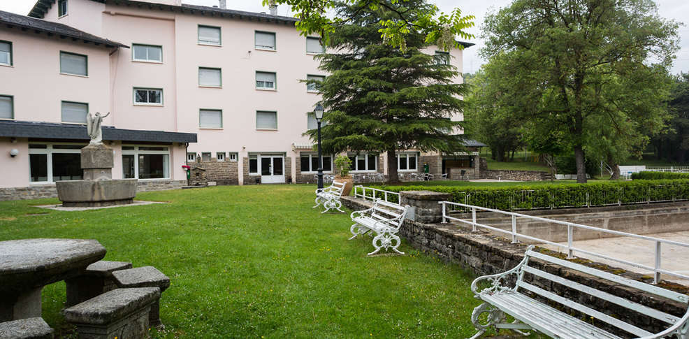 Hotel La Pardina ซาบิญานิโก ภายนอก รูปภาพ